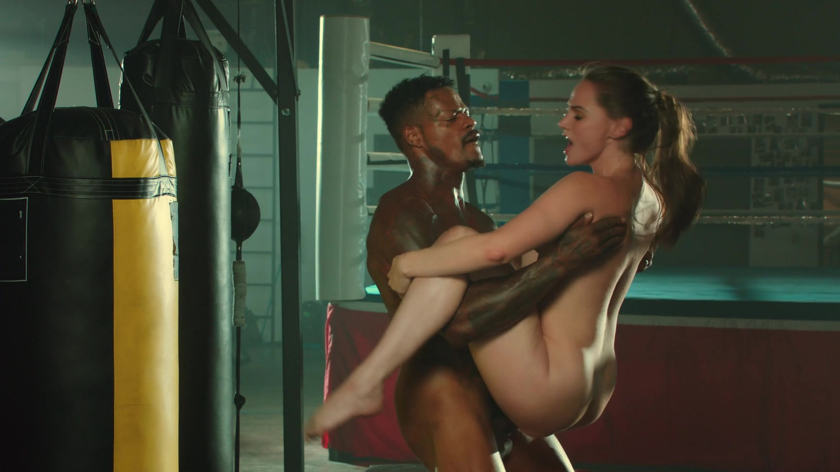 Tori Black pleasing two boxers at the same time (Tori Black, JASON LUV,  Louie Smalls in BLACKED)